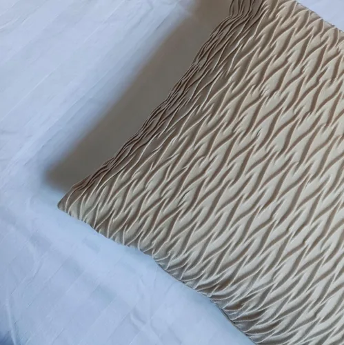 Miniatura 5 de Camino de cama de terciopelo suave liso, bufanda decorativa para el hogar, hotel, casa de huéspedes, 2 fundas de almohada, 17.5 x 17.5 pulgadas