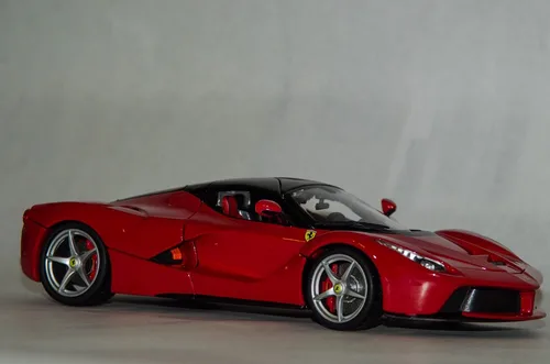 Miniatura 2 de Bburago 1:18 FERRARI Signature Series LAFERRARI Coche Diecast Rojo 18-16901RD