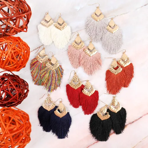 Miniatura 6 de Aretes bohemios colgantes con flecos de hilo sedoso, ligeros, en forma de plumas