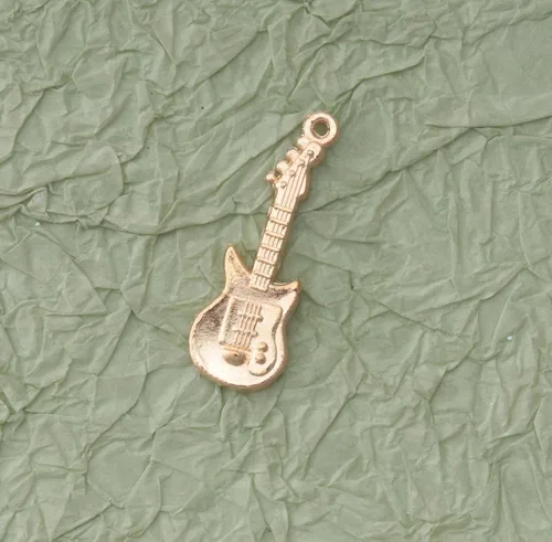 Miniatura 4 de Ruwado 30 dijes de guitarra de metal, lindos mini elementos musicales vintage, instrumentos colgantes para hacer joyas, kits de búsqueda de KC dorado