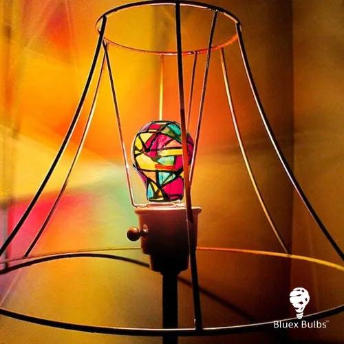 Miniatura 3 de 2 Pack de bombillas LED de vidrio teñido A19 2W (equivalente a 25W) con base E26, luz nocturna pintada, mosaico, bombilla de fiesta de vidrio teñido
