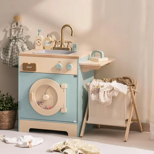 Miniatura 8 de ROBOTIME Juego de lavadora de cocina de juguete, lavadora de juguetes de madera para niños con cesta de ropa, plancha y fregadero, juguete de cocina