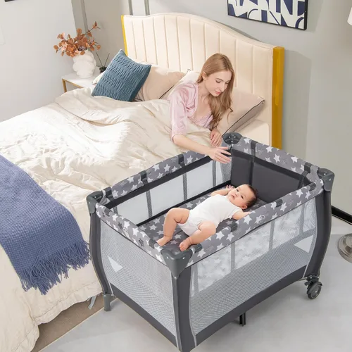 Miniatura 8 de HONEY JOY Pack and Play, corral portátil 3 en 1 para bebé con moisés, mesa de cambio, ruedas con bloqueo, caja de música, cuna de viaje plegable