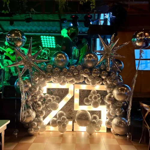 Miniatura 5 de 6 globos de estrella negra, globos de 22 pulgadas, globos de papel de aluminio con forma de estrella de Mylar para fiestas de cumpleaños, bodas