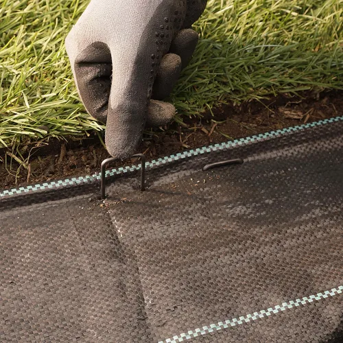 Miniatura 4 de GardenMate Paquete de 50 clavijas de acero multiusos en forma de U de 50 x 6 pulgadas (5.906 in), ideales para asegurar tela de malezas, tela