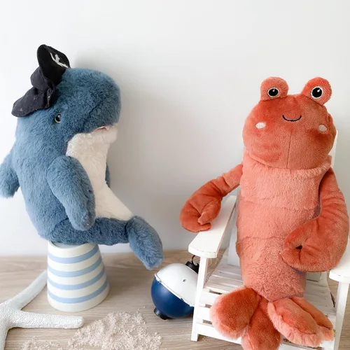 Miniatura 7 de MON AMI Da Pinchi the Lobster - Peluche suave y tierno de 9 pulgadas Adorable langosta inspirada en el océano para jugar, coleccionar y decorar