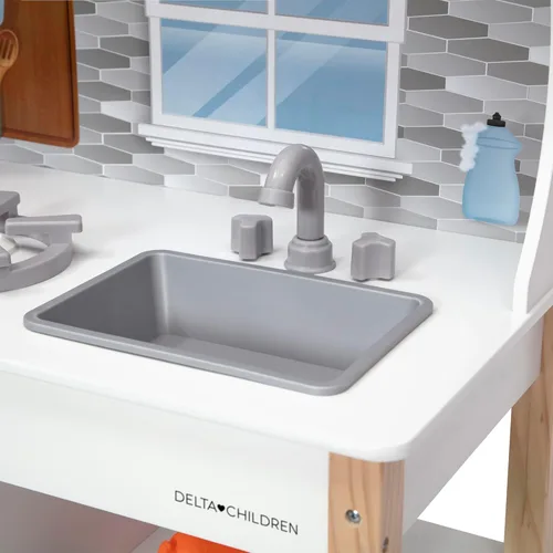 Miniatura 17 de Delta Children Tiny Chef Play Kitchen - Juego de cocina de juguete con perillas realistas que giran/hacen clic, horno, fregadero, microondas y 15