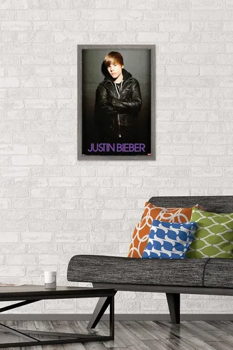 Miniatura 2 de Trends International Justin Bieber - Póster de pared de amor, 14.725 x 22.375 pulgadas, versión enmarcada de madera de granero
