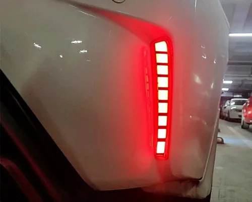 Miniatura 7 de iJDMTOY Luces reflectoras de parachoques LED de lente roja compatibles con Toyota Corolla Sedán 2019-22, funciona como faros antiniebla traseros