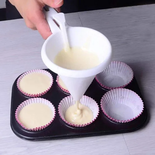 Baost Taza de embudo de helado de chocolate de mano, dispensador de masa de chocolate de plástico, dispensador de masa para panqueques, ayudante