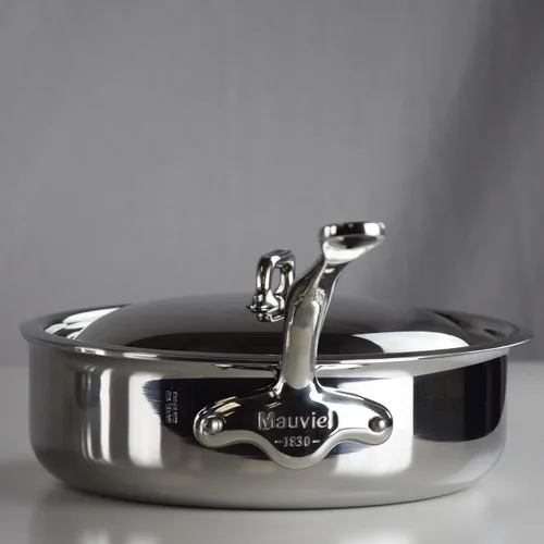 Miniatura 4 de Mauviel M'Cook - Sartén de acero inoxidable pulido de 5 capas con tapa y mango de acero inoxidable fundido, 6 cuartos de galón, fabricado en Francia