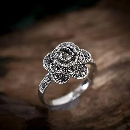 Miniatura 3 de Anillo de declaración de flores de diamantes de imitación negro vintage para mujer
