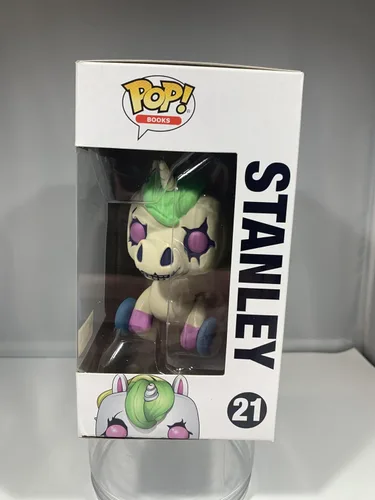 Miniatura 2 de Funko Pop Five Nights at Freddy's The Twisted Ones Stanley # 21 (Hot Topic) Figura de vinilo exclusiva de la FNAF