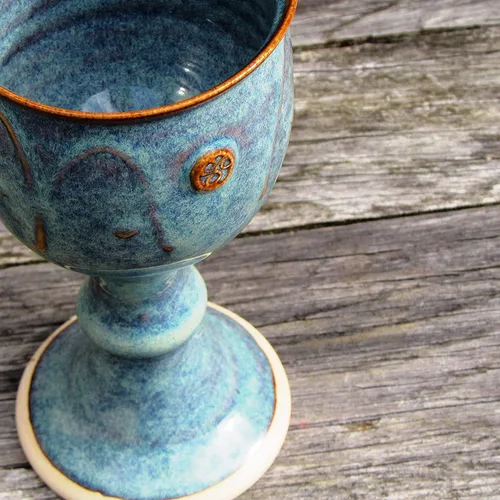 Miniatura 5 de Copa de vino hecha a mano esmaltada a mano con sello celta único en Irlanda, 7 pulgadas de alto, verde