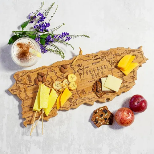 Miniatura 5 de Totally Bamboo Destination Puerto Rico - Tabla para servir y cortar con forma de Puerto Rico, incluye corbata para colgar en la pared