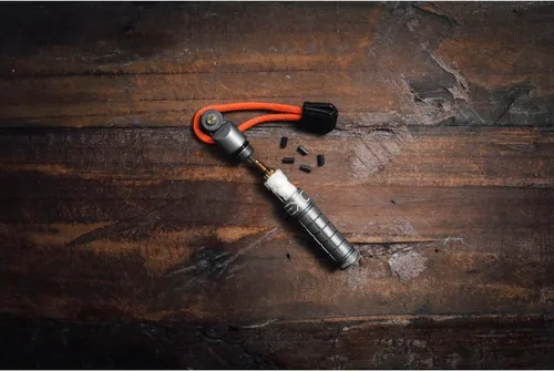 Miniatura 4 de Exotac nanoSPARK - Arrancador de fuego ultracompacto con operación con una sola mano, rueda de pedernal de alto rendimiento y compartimento de Gris