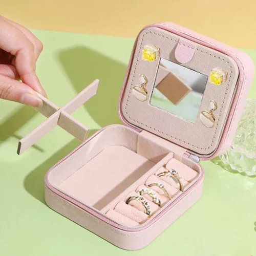 Miniatura 5 de JUFORLFY Joyero de viaje para mujeres y niñas, organizador con espejo, anillos, aretes, collares, caja organizadora de almacenamiento, caja