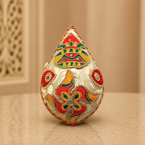 Miniatura 13 de LOVENSPIRE Shriphal Mangal Kalash Coco decorado para boda Shagun Decorativo Nariyal Mangal Nariyal Kalash Set Boda Pooja Nariyal Decorado Nariyal