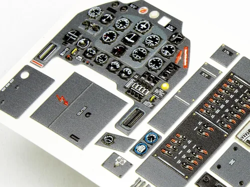 Miniatura 7 de Red Fox Studio RFSQS-24008 1/24 Junkers Ju-87B Quick Set 3D Panel de instrumentos acrílico Detalle de la cabina (para trompetista)