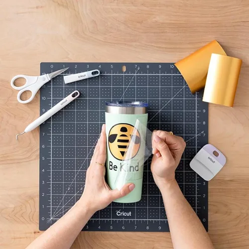 Miniatura 4 de Cricut Joy Xtra Cinta de transferencia de vinilo (9.5 pulgadas x 20 pies), papel de transferencia de vinilo transparente para etiquetas