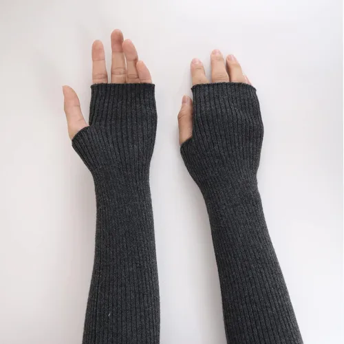 Miniatura 35 de Facecozy Calentadores de brazos para mujer, mezcla de lana de cachemira, guantes largos sin dedos para mujer, guantes para clima frío con agujero