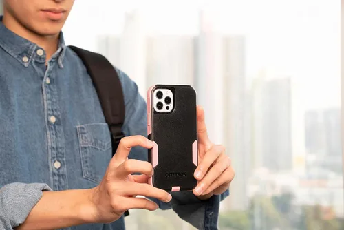 Miniatura 5 de OtterBox Funda para iPhone 13 (solamente) Commuter Series - Rock Skip Way, delgada y resistente, apta para bolsillo, con protección de puerto