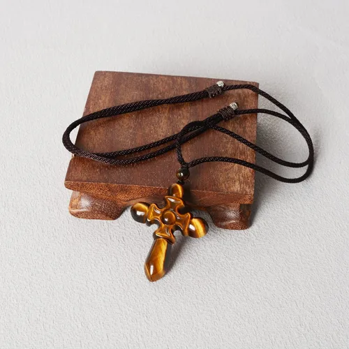 Miniatura 7 de QIANXU Collares de cruz de cristal de ojo de tigre para mujeres y hombres, amuleto de protección de Jesús, collar con colgante de joyería curativa