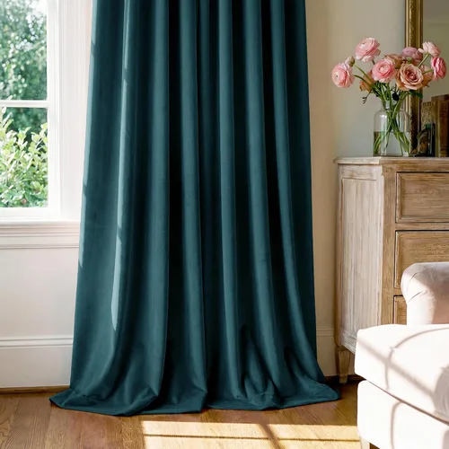 Miniatura 59 de StangH Cortinas de Terciopelo Verde Esmeralda de 96 Pulgadas - Cortinas Opacas de Terciopelo de Lujo Súper Suaves, Elegante Cobertura de Ventana
