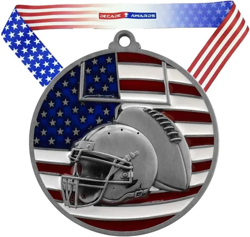 Miniatura 2 de Medalla patriótica de fútbol – Medallón de rejilla de 2.75 pulgadas de ancho con estrellas y rayas de la bandera estadounidense con cuello en V
