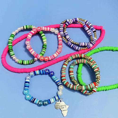 Miniatura 7 de 2000 cuentas de arcilla roja Heishi cuentas planas de arcilla polimérica para hacer joyas, aretes, pulseras, collares Rojo
