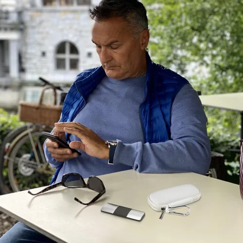 Miniatura 6 de Funda para monitor cardíaco compatible con AliveCor Kardia Mobile ECG/para KardiaMobile 6L para dispositivos Apple y Android, solo funda (blanco)