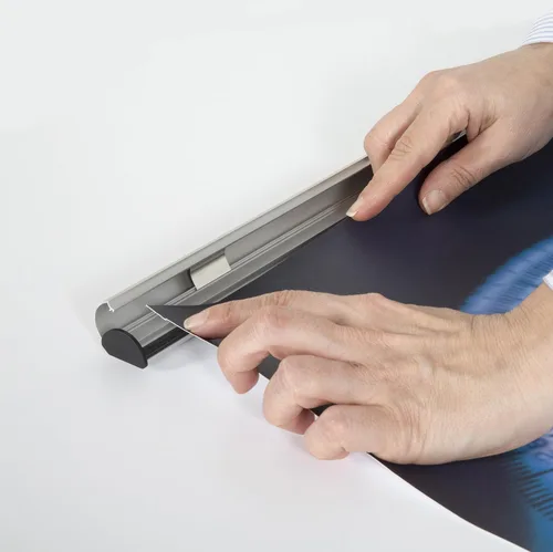 Miniatura 4 de Juego de póster de aluminio anodizado plateado (para póster de 72 pulgadas de ancho)