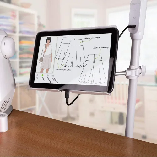 Miniatura 9 de OttLite Lámpara de pie LED con puerto USB y soporte para tableta, diseño blanco moderno, luz de pie LED ClearSun, cargador USB, controles activados