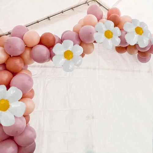 Miniatura 6 de Sweet Baby Co. - Guirnalda de globos de margaritas con decoración de fiesta de cumpleaños retro hippie, globos de flores, 18, 10, 5 pulgadas, rosa