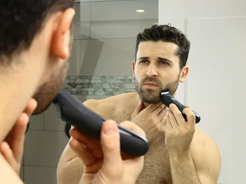 Miniatura 7 de Fhuesion® Manscape - Recortadora de bolas impermeable IPX7 con luz y hoja de cerámica, peluquería corporal para peluquería corporal para peluquería