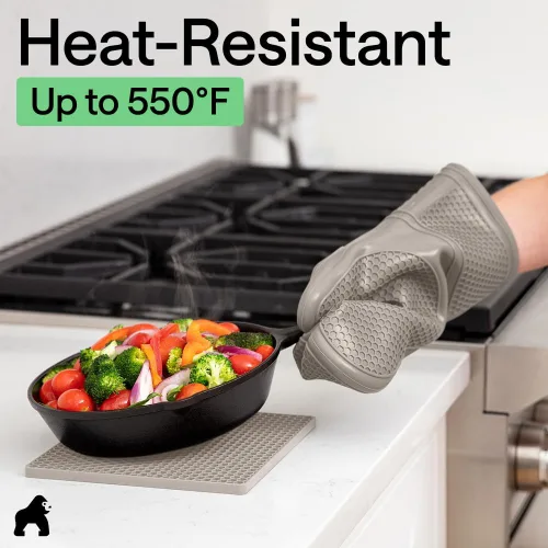 Miniatura 4 de GORILLA GRIP Juego de 4 manoplas de horno de silicona suave sin BPA y soportes para ollas, resistentes al calor, forro de algodón grueso, agarre