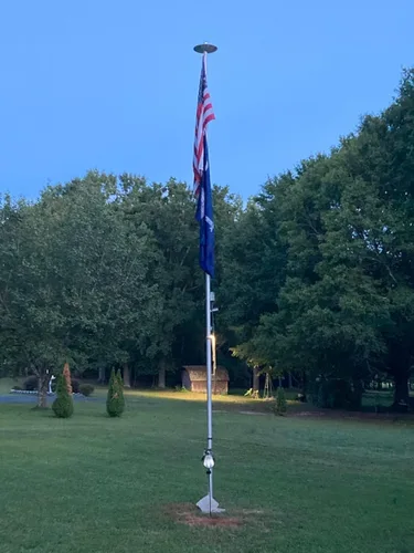 Miniatura 6 de Luz solar para mástil de bandera – Luz LED súper brillante para mástiles de bandera de 15 a 25 pies, alimentada por energía solar, del atardecer al