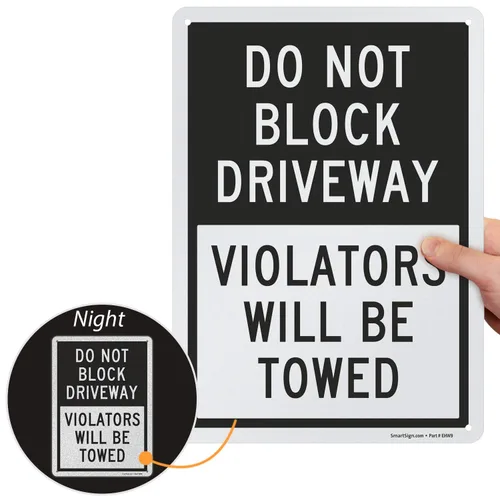 Miniatura 2 de SmartSign Letrero con texto en inglés "Do Not Block Driveway - Violators Will Be Towed", aluminio reflectante de grado ingeniero de 10 x 14