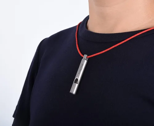 Miniatura 9 de Boundless Voyage Silbato de titanio para supervivencia de emergencia con cordón fuerte para acampar al aire libre, senderismo, entrenadores, 2