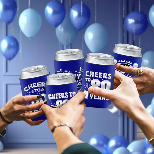 Miniatura 5 de Decoración de manga enfriadora de latas de cumpleaños número 80, 12 unidades, recuerdos de fiesta de 80 para hombres y mujeres, suministros de Azul