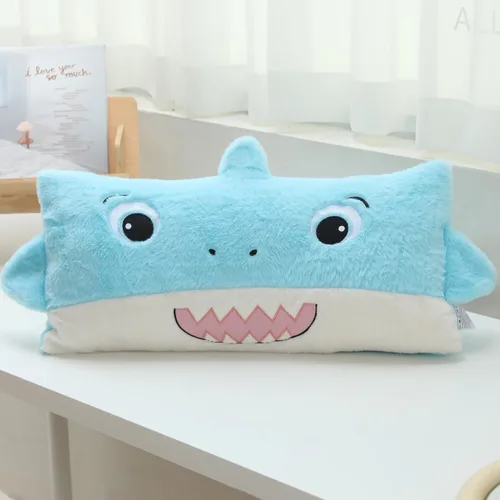 Snugtown Almohada lumbar de animales de peluche, almohada de felpa súper suave para niños, bonita almohada en forma de tiburón, 12 x 24 pulgadas,