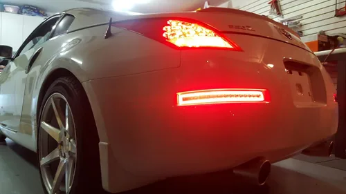 Miniatura 7 de iJDMTOY Lente transparente con interior rojo oscuro todo en uno LED completo parachoques inferior Lámparas traseras compatibles con Nissan 2003-2009
