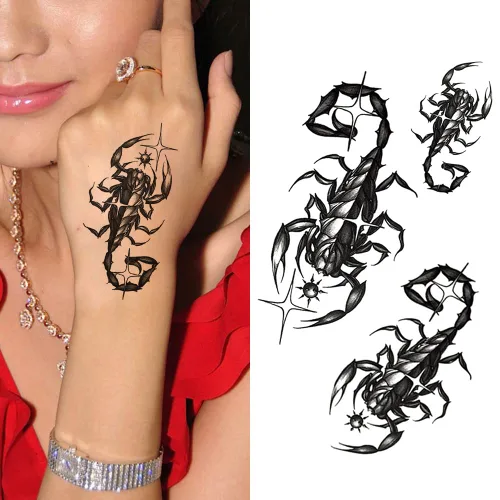 Miniatura 7 de Juego de 2 calcomanías pequeñas de tatuaje temporal – Diseño de tótem de escorpión negro aterrador de Halloween para mano, cuello, cara, muñeca