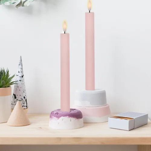 Miniatura 6 de Velas cónicas sin llama de flores moradas con temporizador remoto, velas LED que funcionan con pilas, mecha 3D cálida parpadeante, velas de cera
