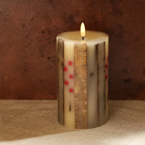 Miniatura 6 de Velas de abedul real sin llama incrustadas con bayas rojas, velas de Navidad sin llama con control remoto, velas tipo pilar que funcionan