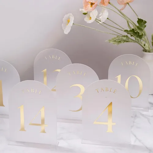 Miniatura 7 de UNIQOOO Números de mesa de arco esmerilado para boda 1-15 con soportes, lámina de oro impresa en acrílico de 5x7, signos de exhibición y soportes