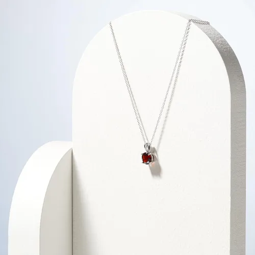 Miniatura 55 de Amazon Essentials Collar con colgante de piedra natal de corte redondo de plata de ley de 18 pulgadas (anteriormente colección Amazon)