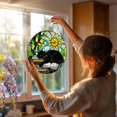 Miniatura 2 de Colgante de Vidriera, Gato Negro de 8 Pulgadas sobre Libro Atrapasol de Vidriera, Decoración Colgante para Ventana, Regalos para Amantes