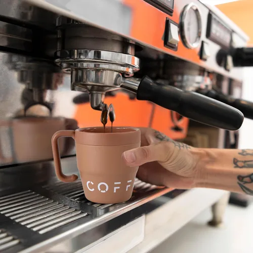 Miniatura 7 de CHLJAR Taza de café aislada con asa, bonita taza de viaje de 14 onzas, taza de café de acero inoxidable al vacío para mantener las bebidas calientes