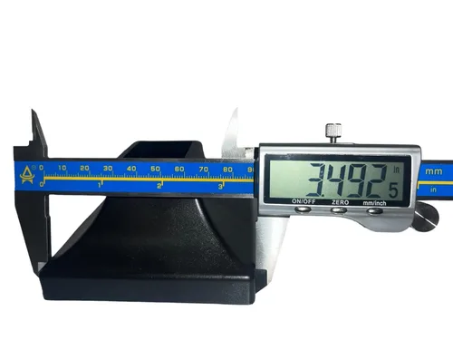 Miniatura 2 de JM Steel. Falda de plástico entrelazada para postes de 1 "x 1" para poste y 3.5 "x 3.5" para base.